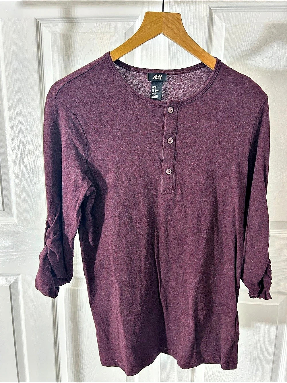 H&M Long Sleeve Henley in Burgundy Size Small